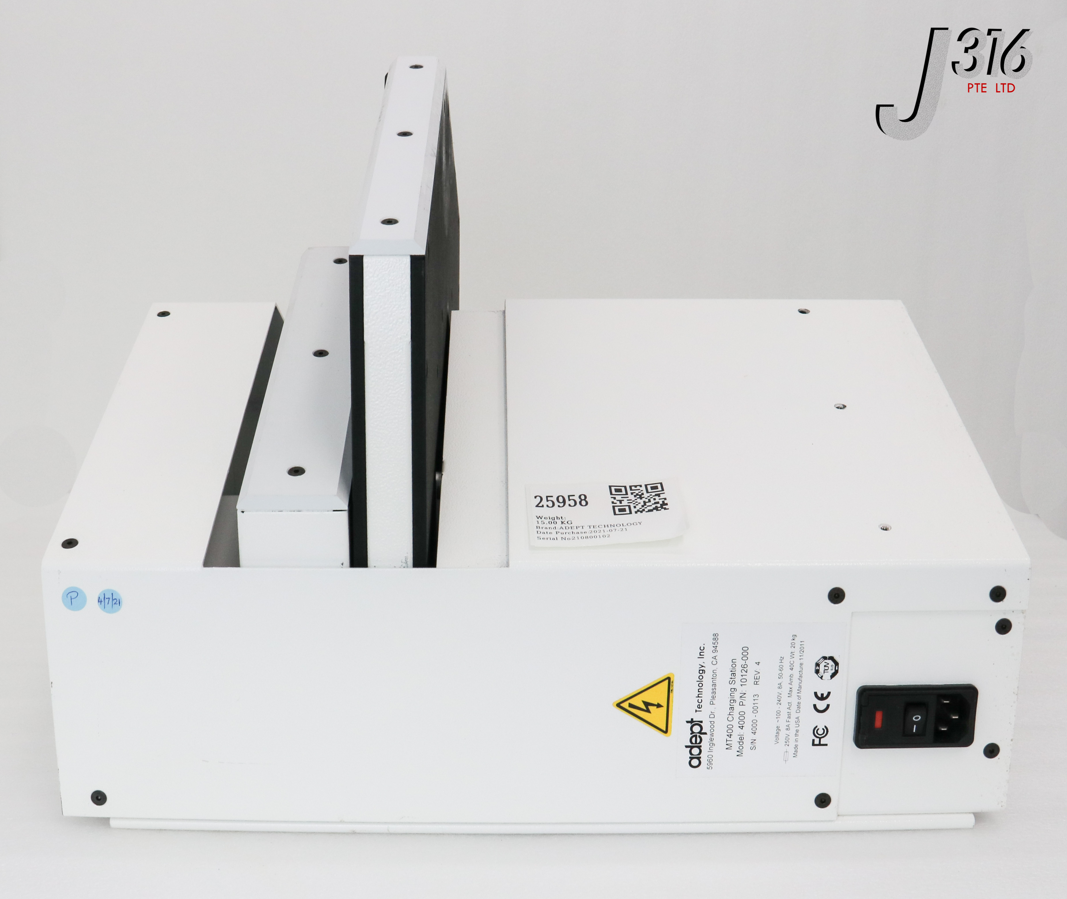 25958 ADEPT TECHNOLOGY MT400 CHARGING STATION, 10126-000, APS600RF